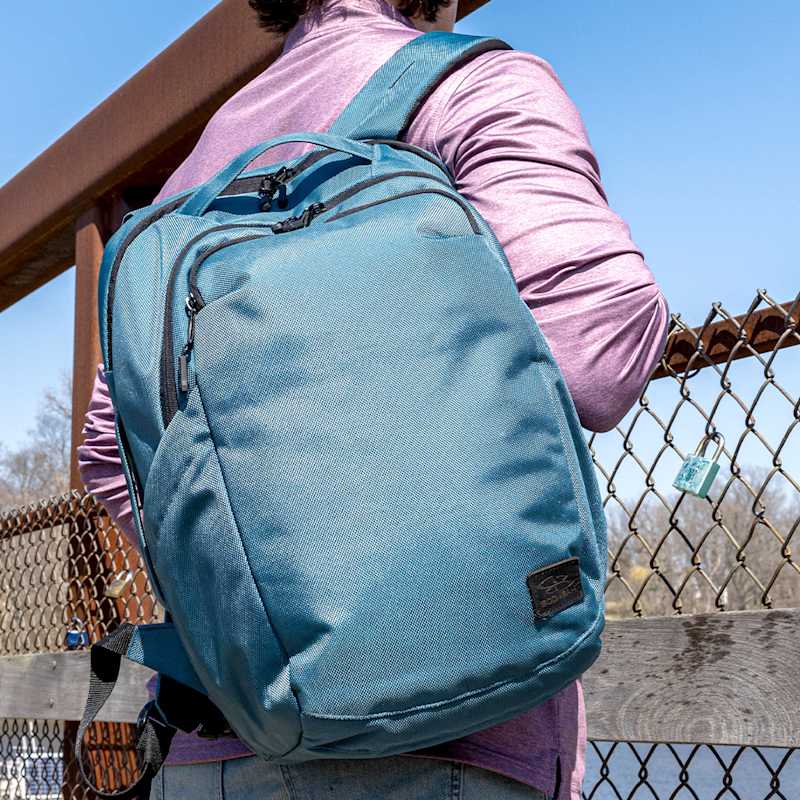 Commuter Backpack lifestyle 4