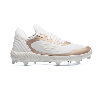 Clearance best sale softball cleats